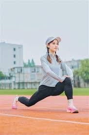 开发商被执行1700余万，背靠鹰角叠纸的二游要关服了